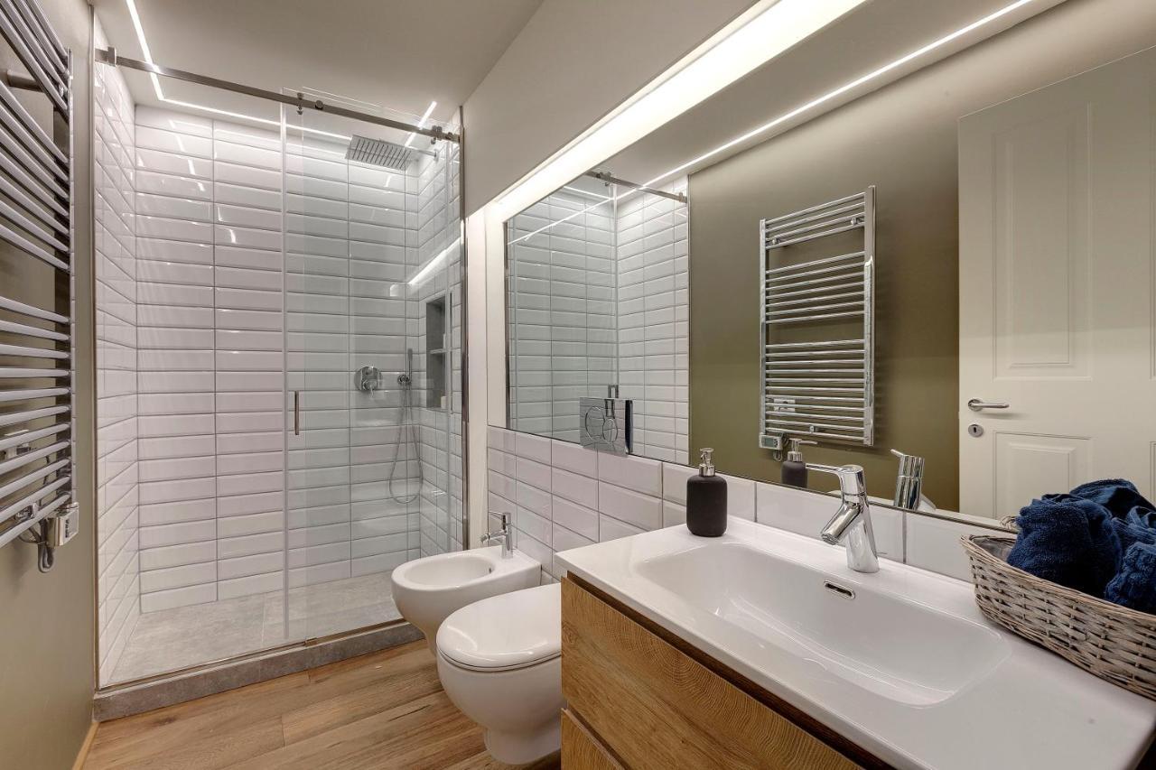 Turandot Apartment By Mamo ฟลอเรนซ์ ภายนอก รูปภาพ